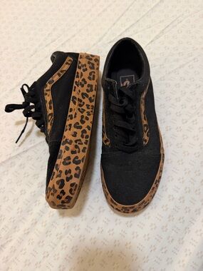 Women’s Leopard Vans- size 9